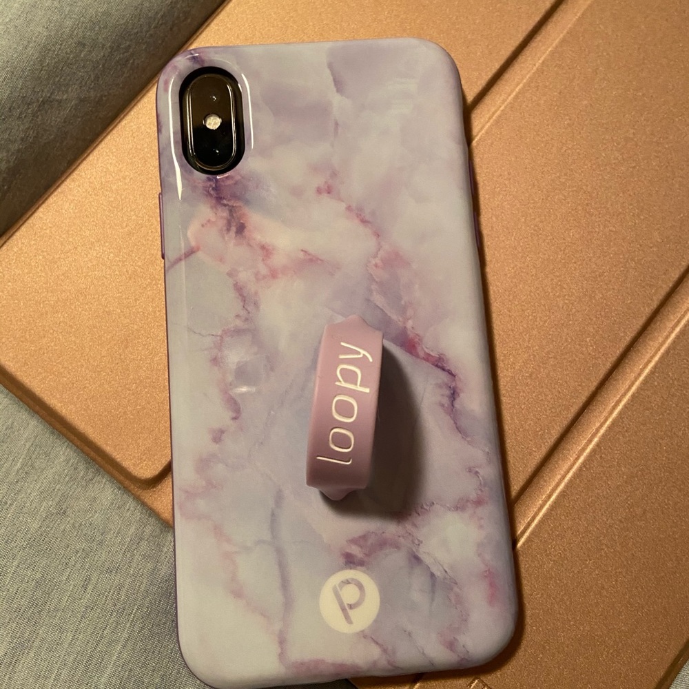 Purple loopy case